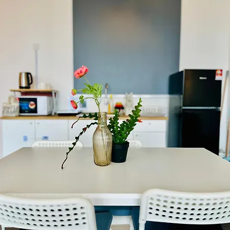 Spacious 3Br Retreat Comfort & Convenience In Prime Location 2-10Pax